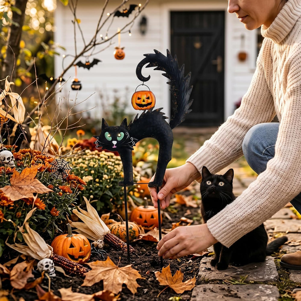 TERESA'S COLLECTIONS Outdoor Halloween Decor Black Cat Solar Garden Stake