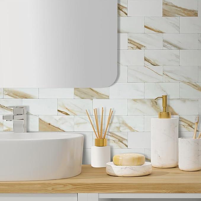 AULIGET 100-Piece Calacatta Gold Marble Look Peel and Stick Backsplash Wall